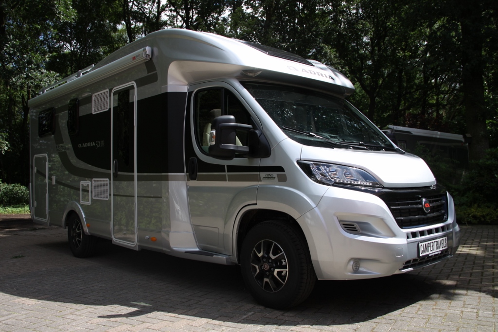 vervangen verzonden Hoes Te koop: Camper Adria M 670 SL Matrix huren of kopen bij Campertravels